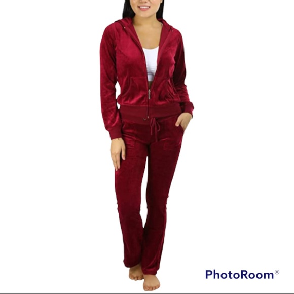 Faded Glory Burgundy Velour Sweatsuit. - Picture 3 of 3